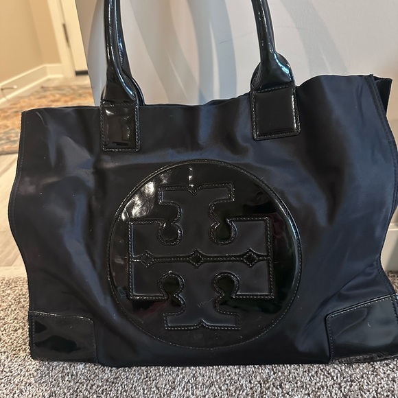 Tory Burch Handbags - TORY BURCH ELLA PATENT TOTE BAG